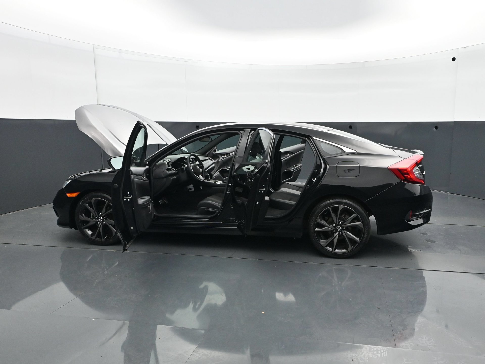 Used 2020 Honda Civic Sport image 29