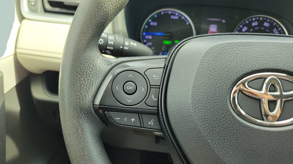 Used 2020 Toyota RAV4 XLE AWD/4WD image 22