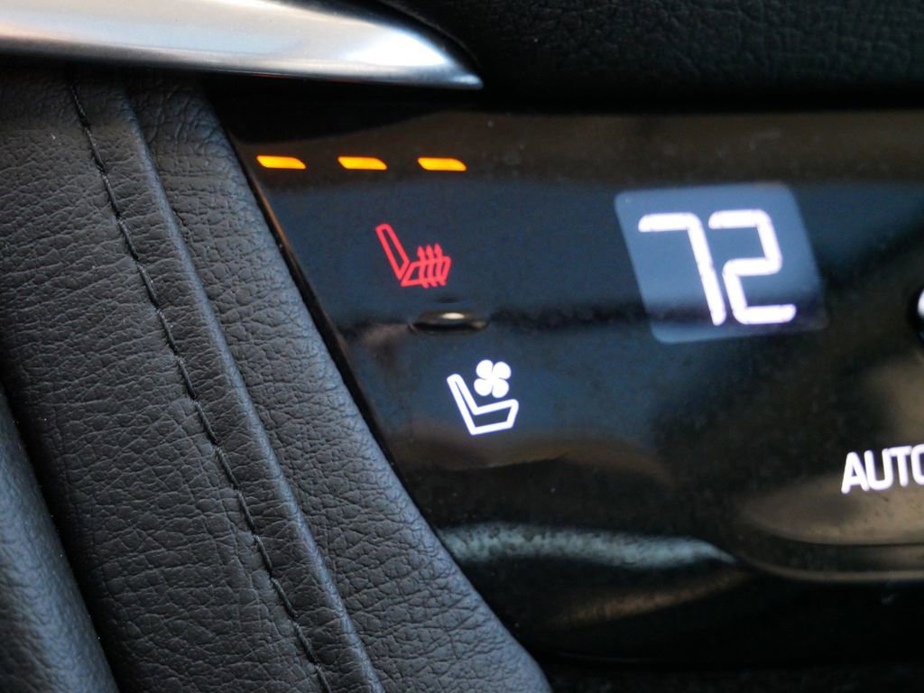 Used 2017 Cadillac XT5 Premium Luxury AWD/4WD image 23