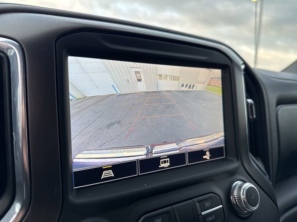 Used 2021 GMC Sierra 1500 AT4 w/ AT4 Preferred Package image 17