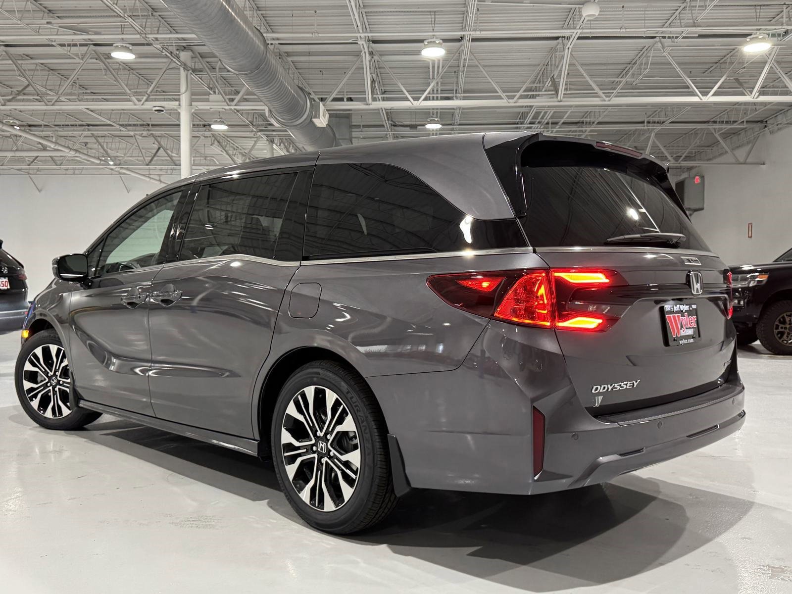 New 2026 Honda Odyssey Elite image 18