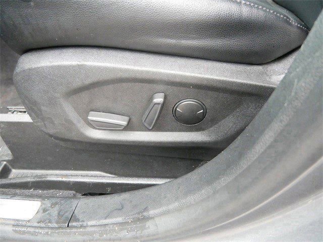 Used 2024 Ford Edge Titanium AWD/4WD image 16