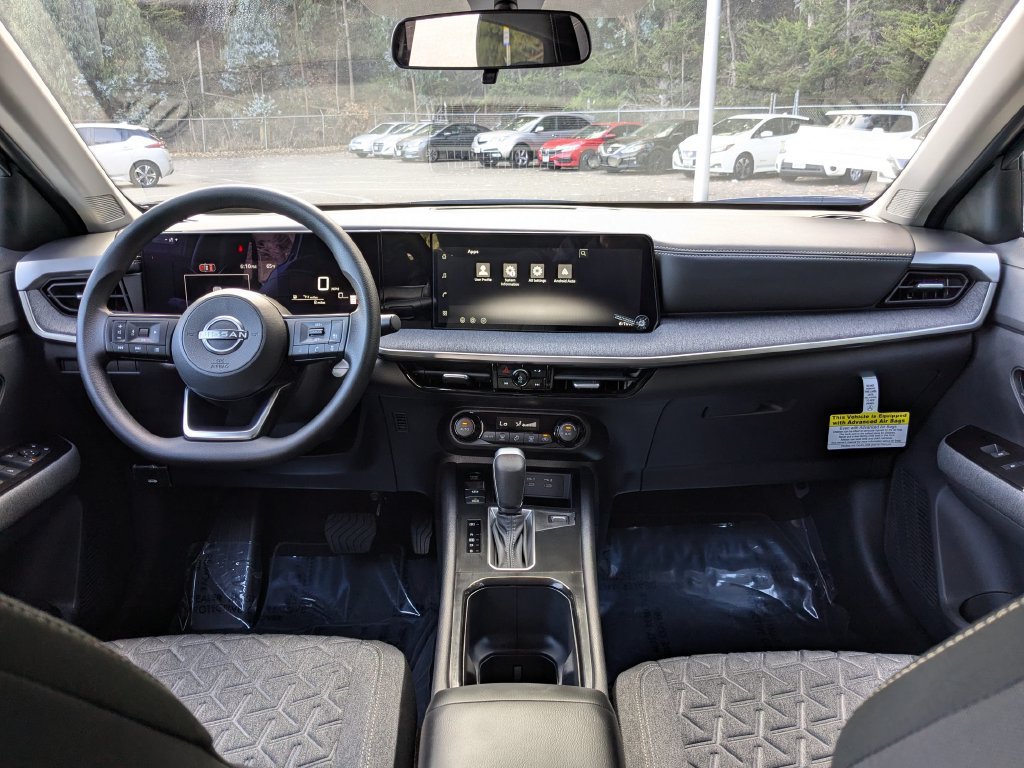 New 2026 Nissan Kicks SV AWD/4WD image 23