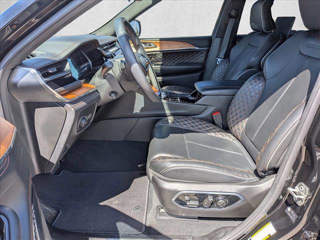 Used 2024 Jeep Grand Cherokee L Summit image 16