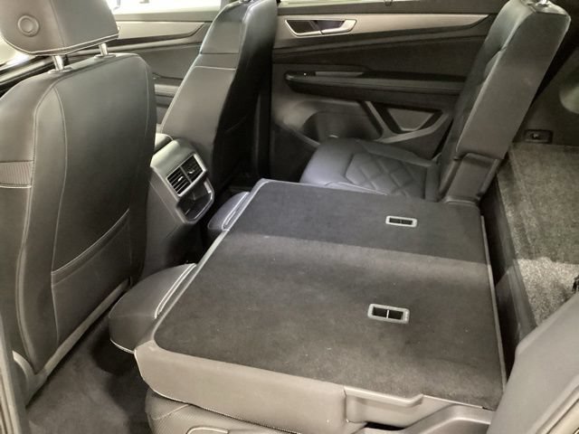 Certified 2024 Volkswagen Atlas Cross Sport SE AWD/4WD image 15