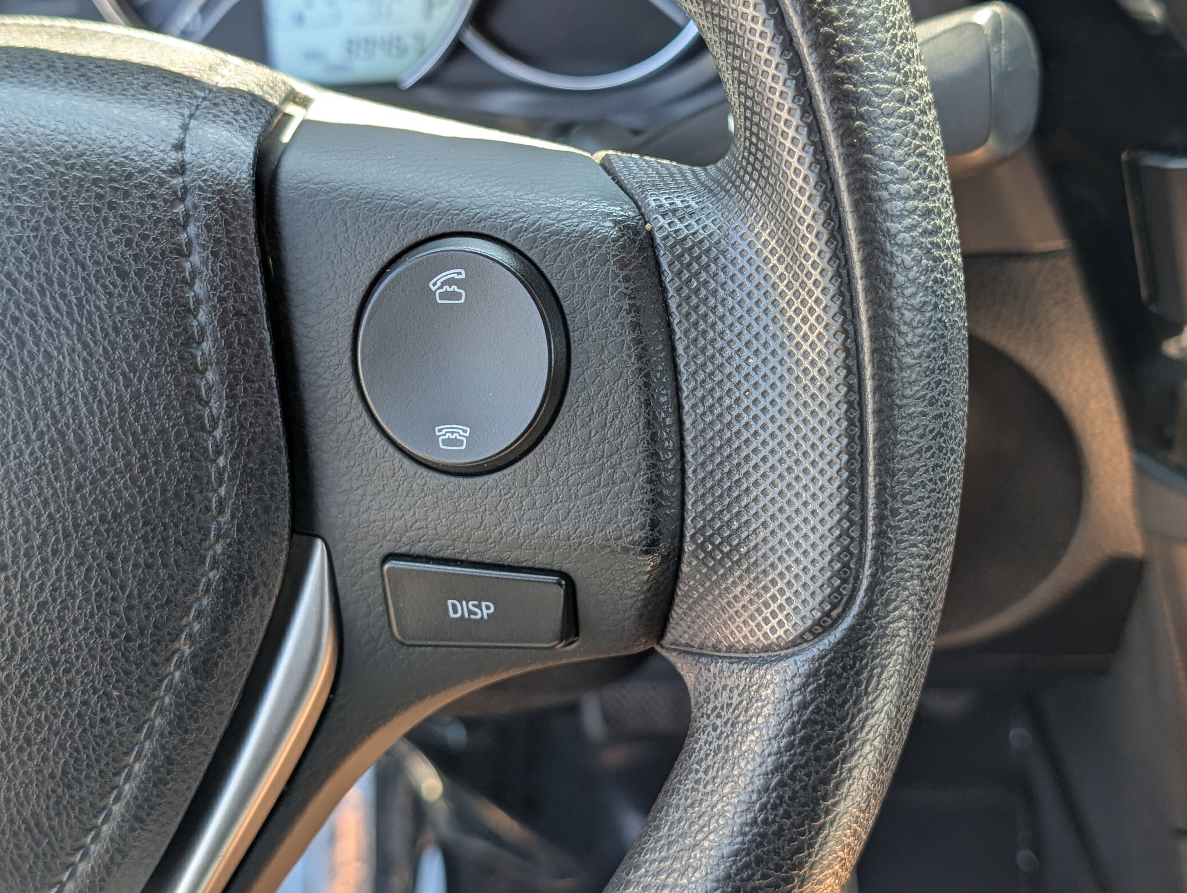 Used 2014 Toyota Corolla L FWD image 16