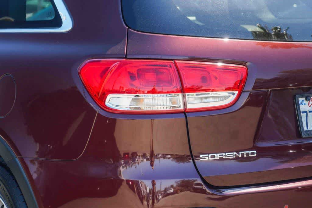 Used 2017 Kia Sorento FWD w/ LX Convenience Package image 7