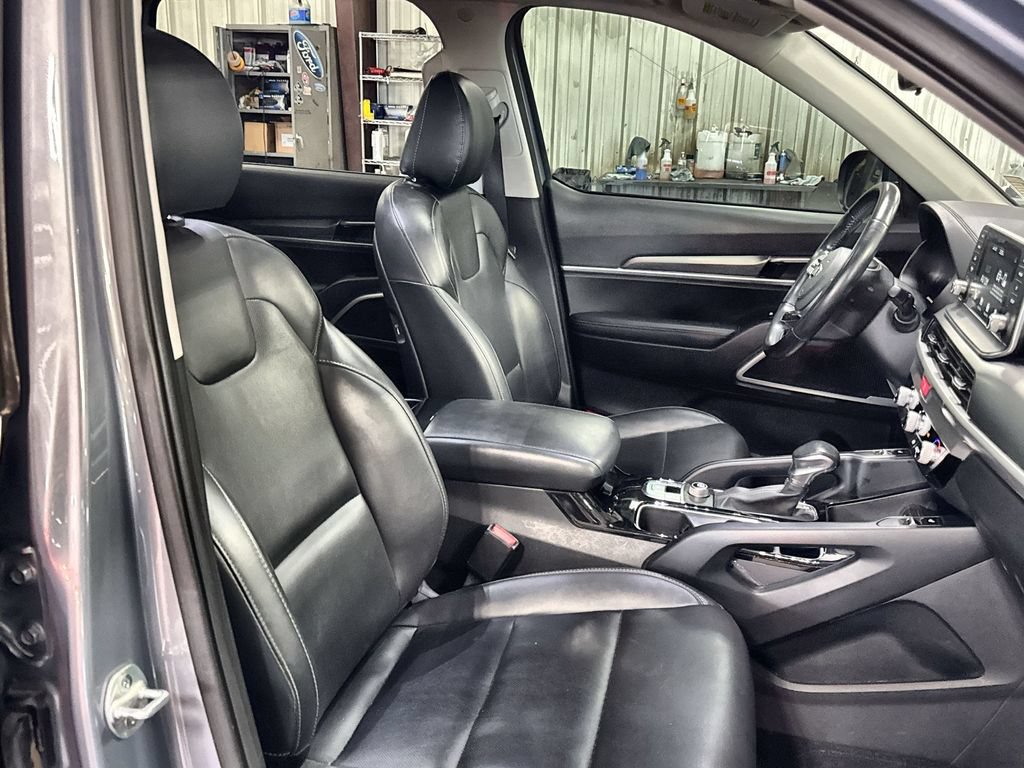 Used 2021 Kia Telluride S FWD image 31