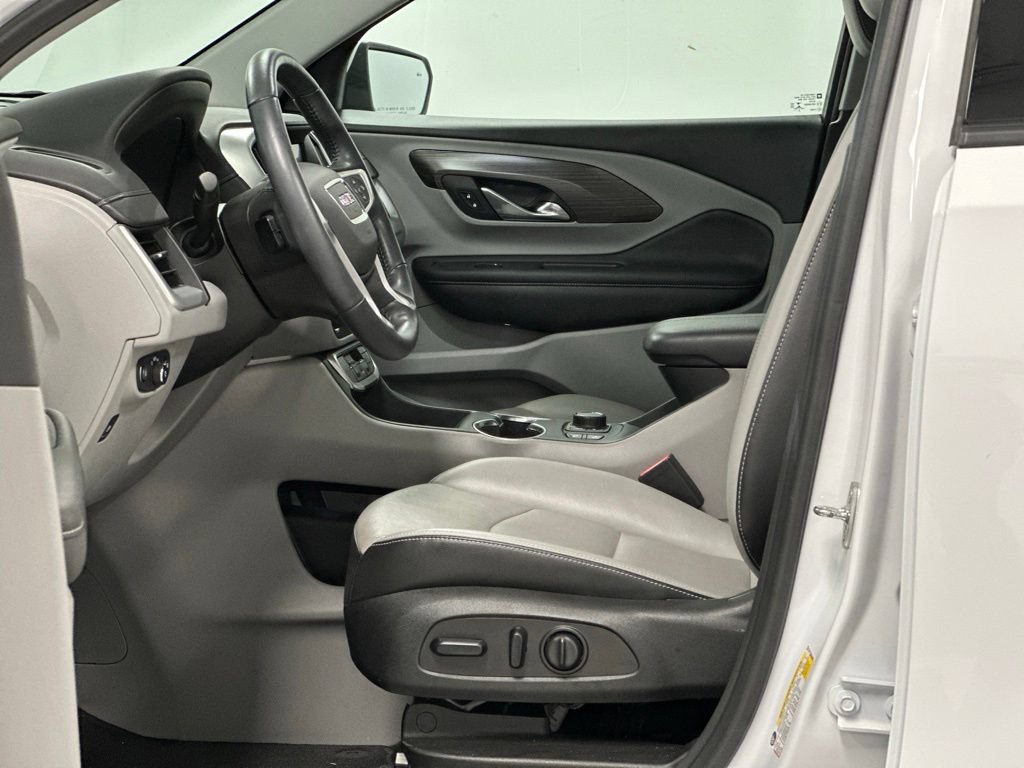 Certified 2022 GMC Terrain SLT FWD image 16