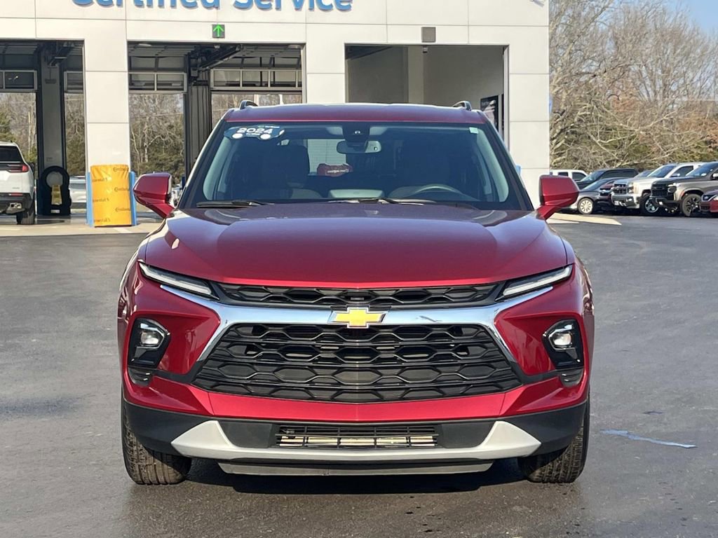 Certified 2024 Chevrolet Blazer LT w/ Convenience Package FWD image 2