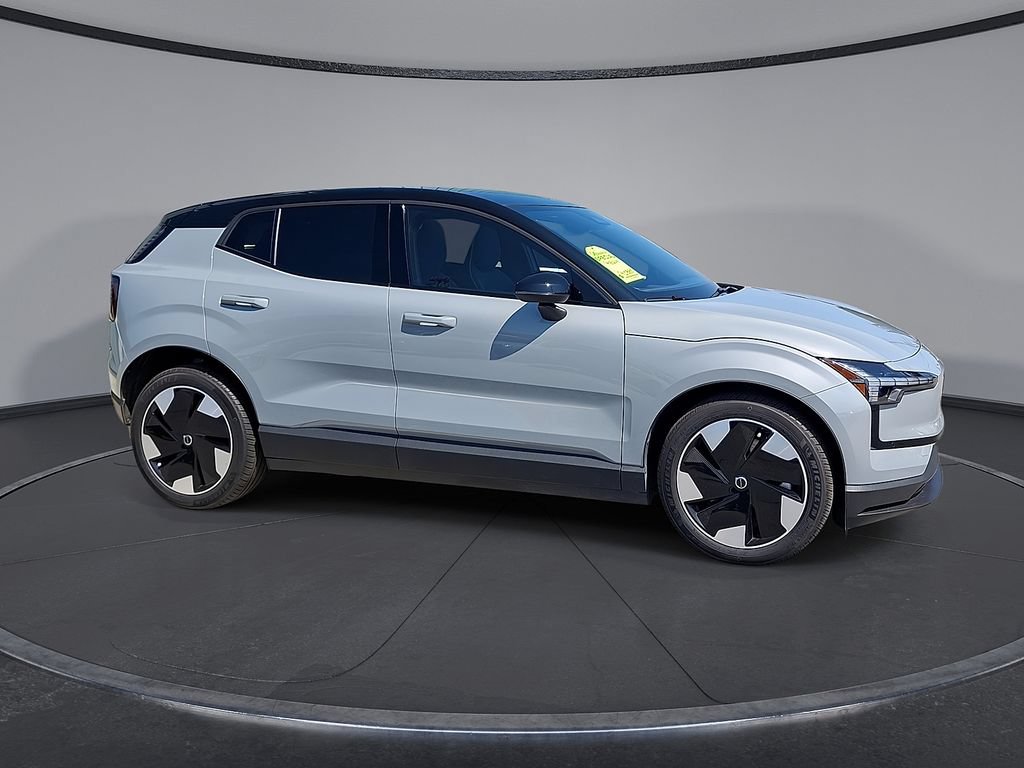 New 2025 Volvo EX30 Plus w/ Protection Package Premier AWD/4WD image 6