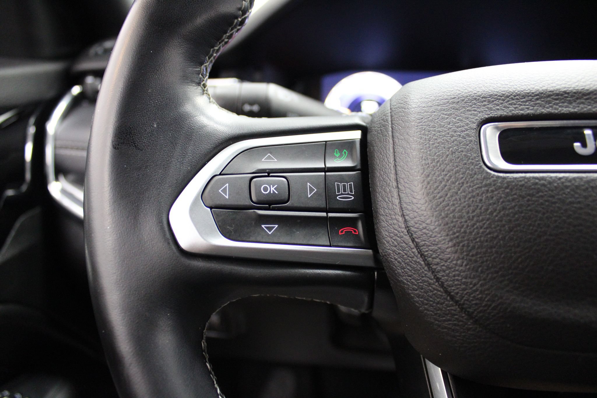 Used 2022 Jeep Compass High Altitude AWD/4WD image 35