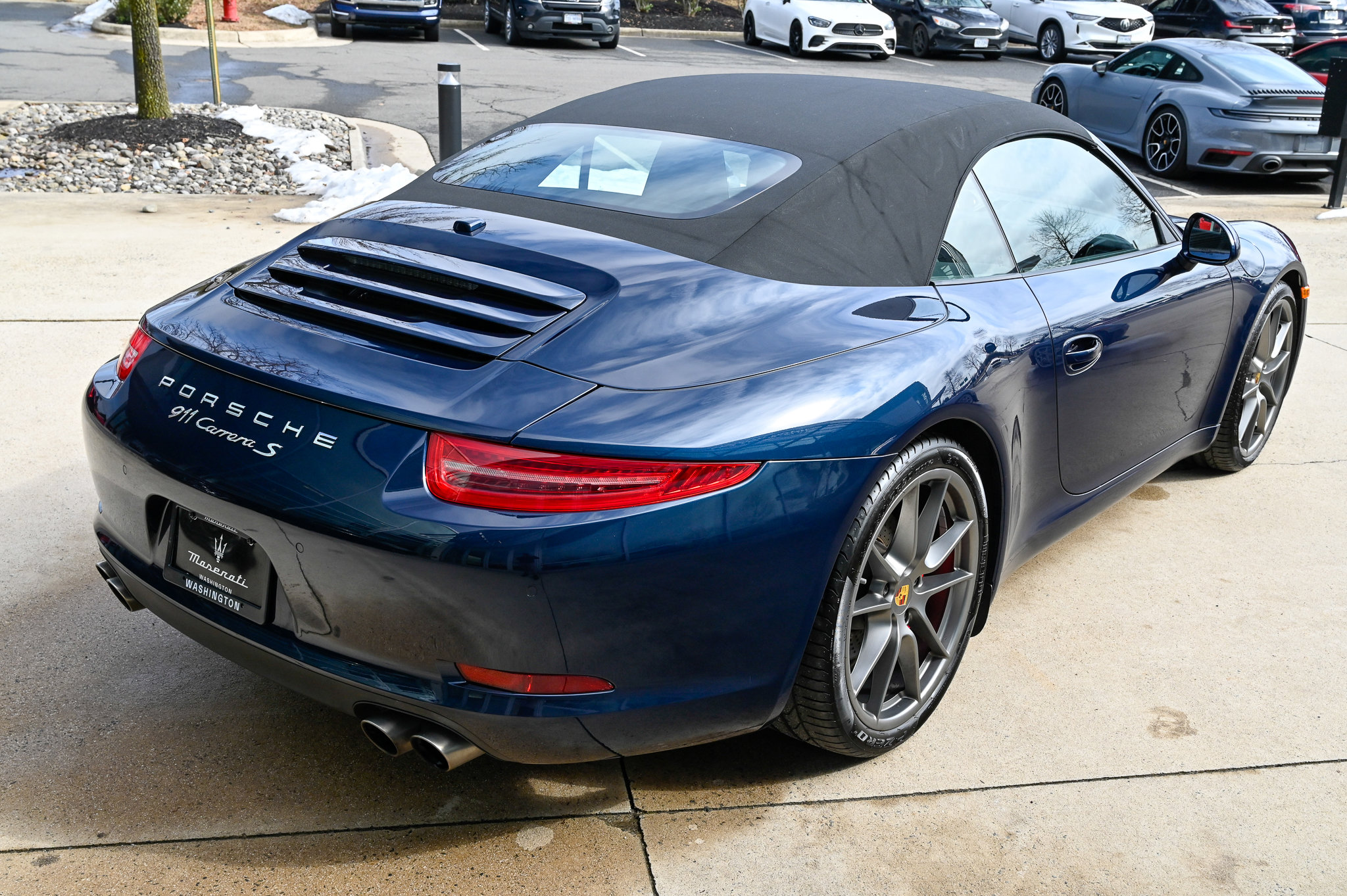 Used 2016 Porsche 911 Carrera S image 5
