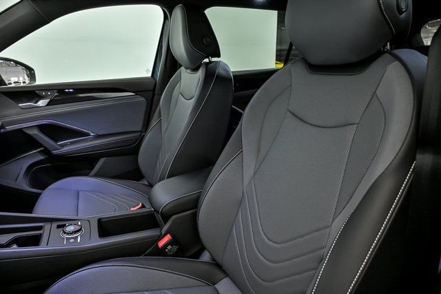 New 2026 Volkswagen Tiguan SE R-Line image 7