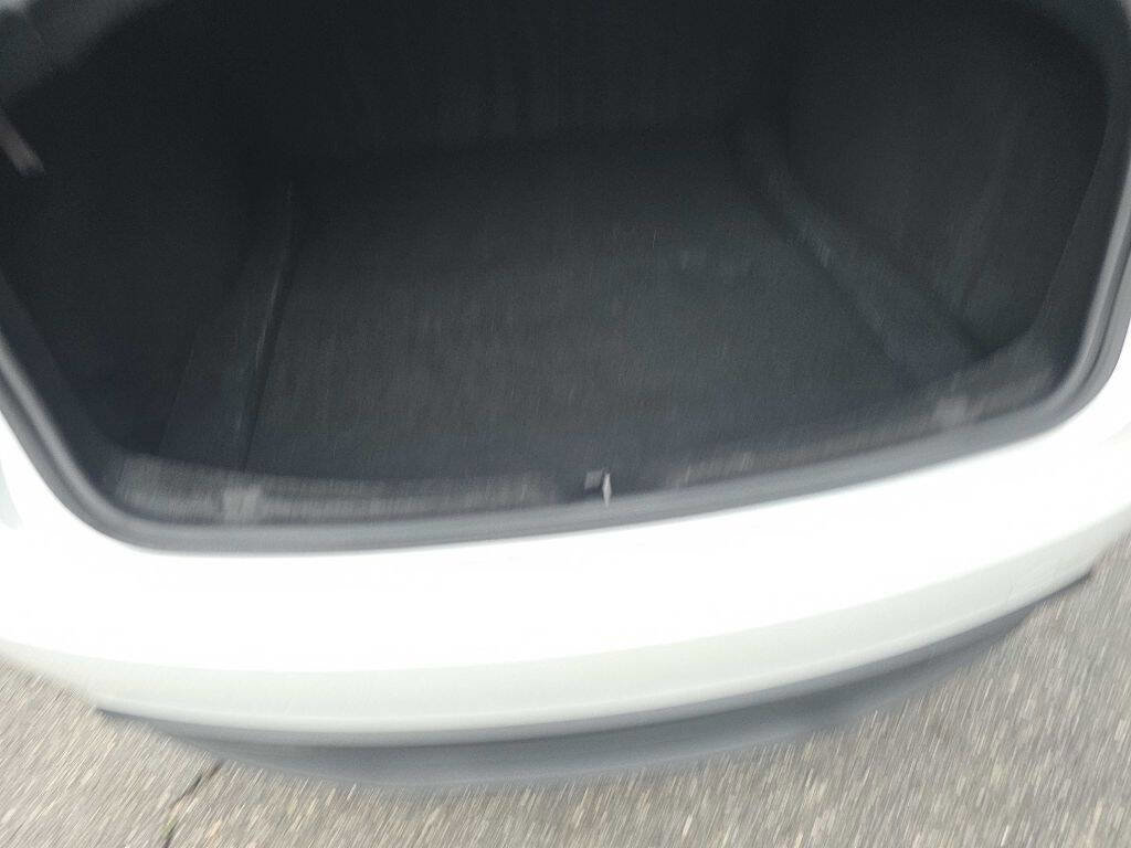 Used 2025 Tesla Model 3 Long Range image 17