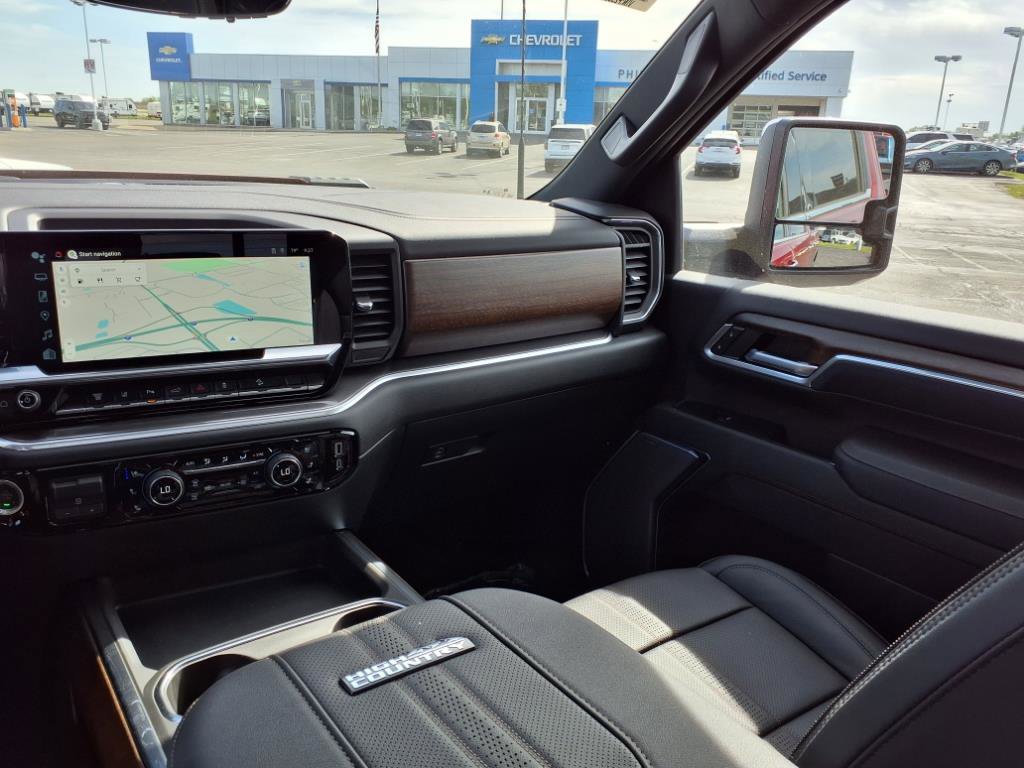 New 2025 Chevrolet Silverado 2500 High Country w/ High Country Premium Package image 15