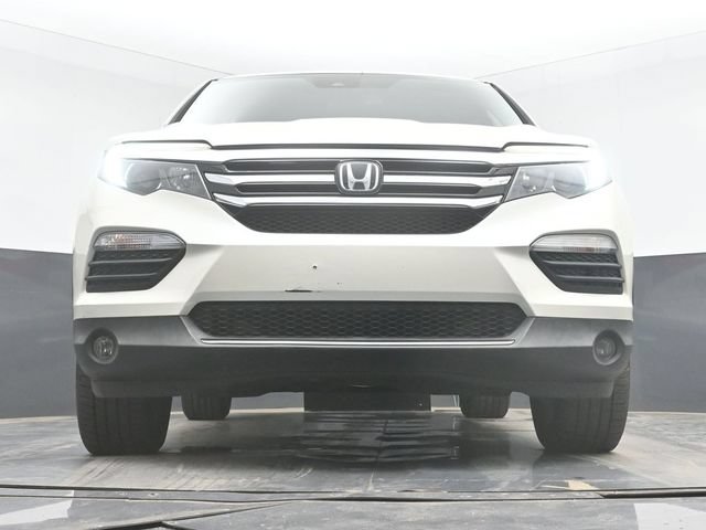 Used 2016 Honda Pilot Touring image 37