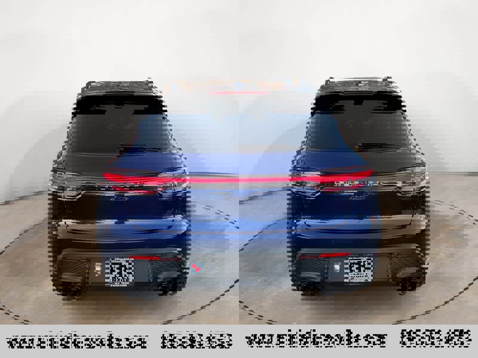 Used 2024 Porsche Macan Turbo image 4