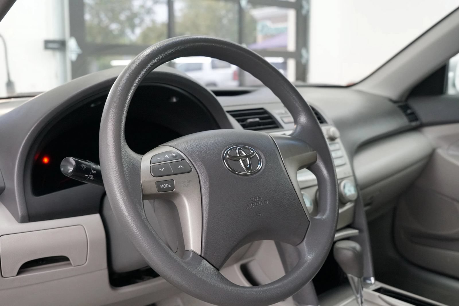 Used 2009 Toyota Camry LE FWD image 20