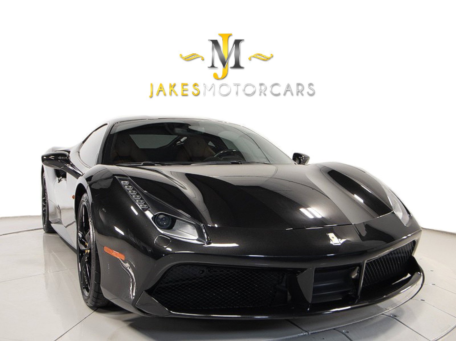 Used 2018 Ferrari 488 GTB image 16