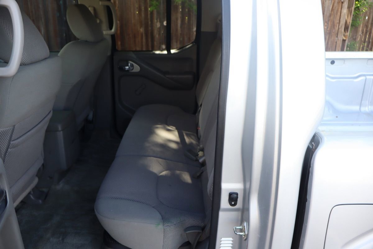 Used 2016 Nissan Frontier S AWD/4WD image 20