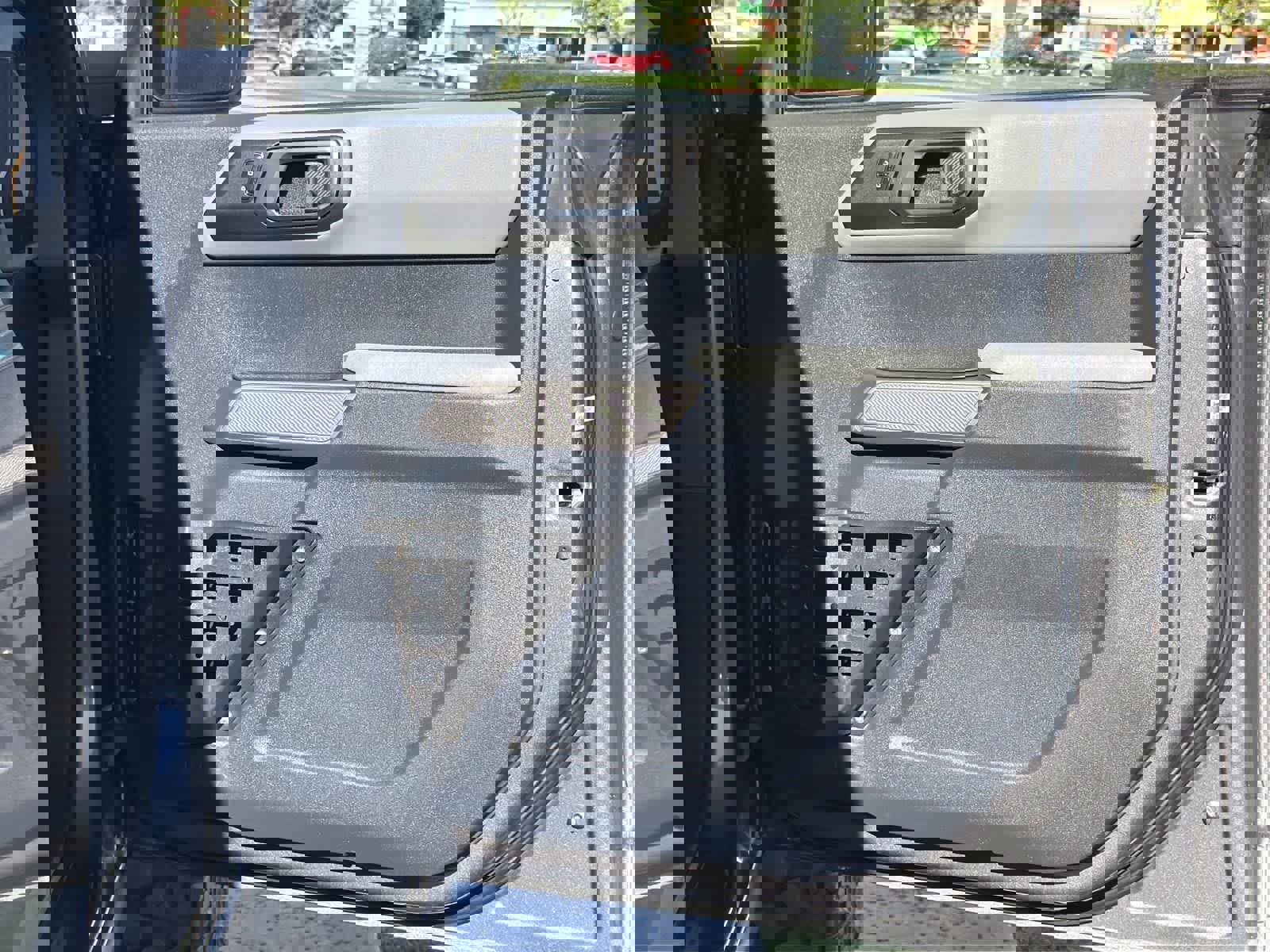 Used 2023 Ford Bronco Badlands image 30