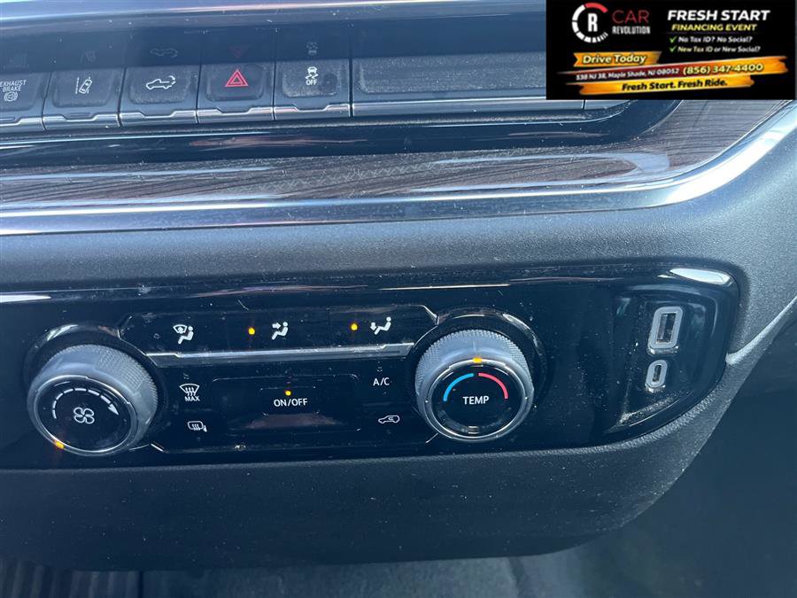 Used 2024 Chevrolet Silverado 2500 LT AWD/4WD image 16