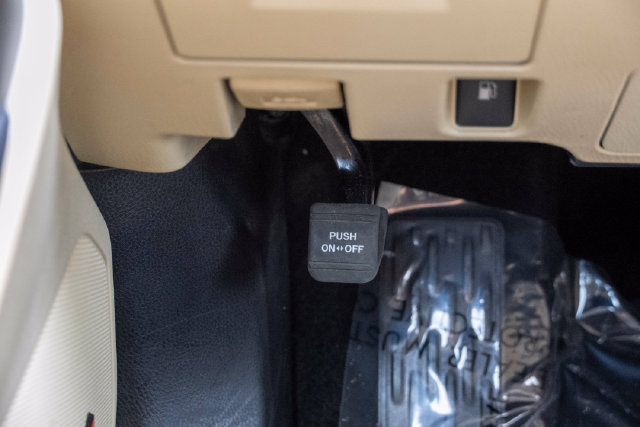Used 2019 Toyota Highlander Limited FWD image 52