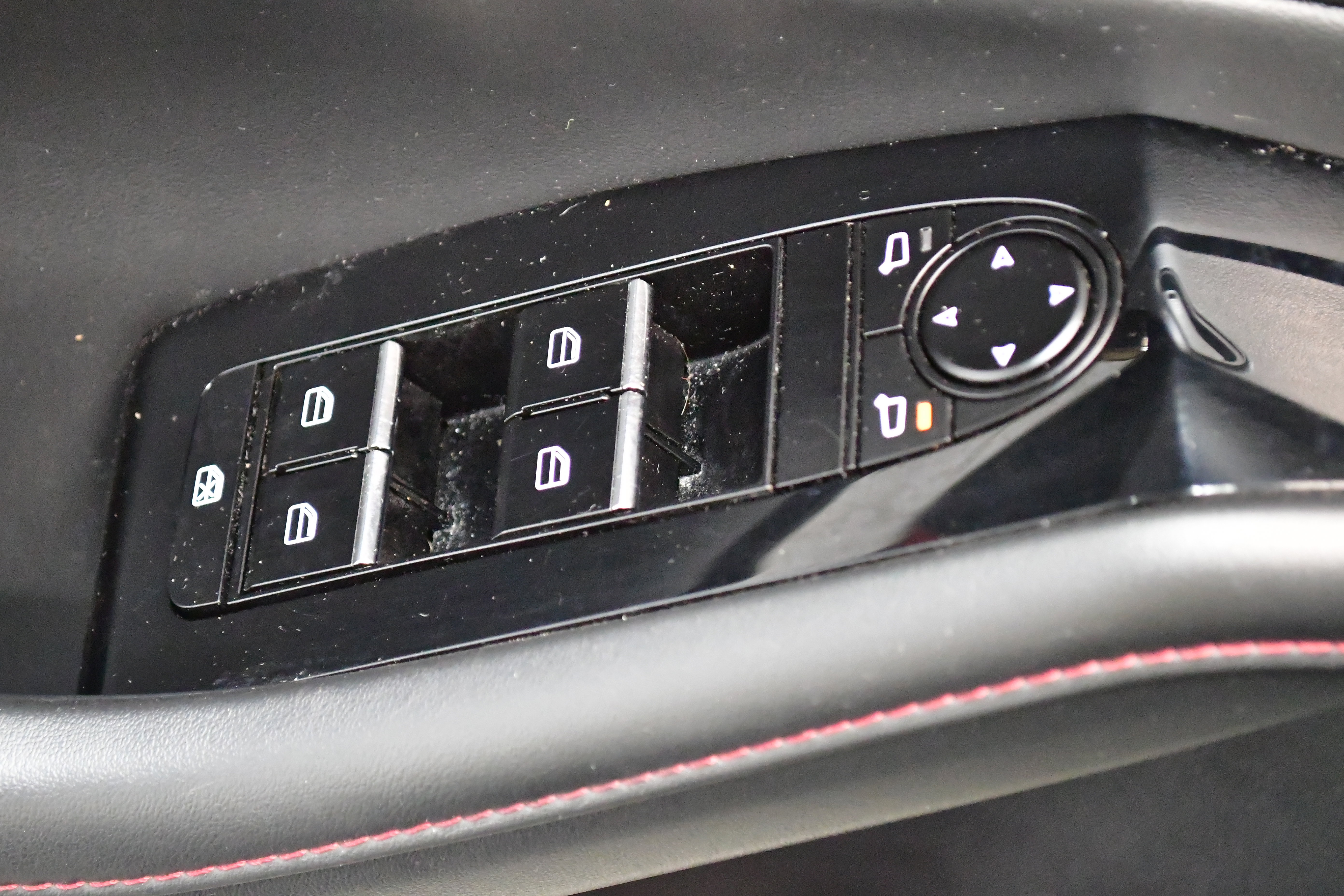 Used 2023 MAZDA CX-30 AWD 2.5 S w/ Preferred Package image 17