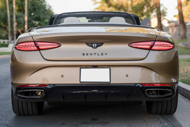 Used 2026 Bentley Continental GTC AWD/4WD image 7