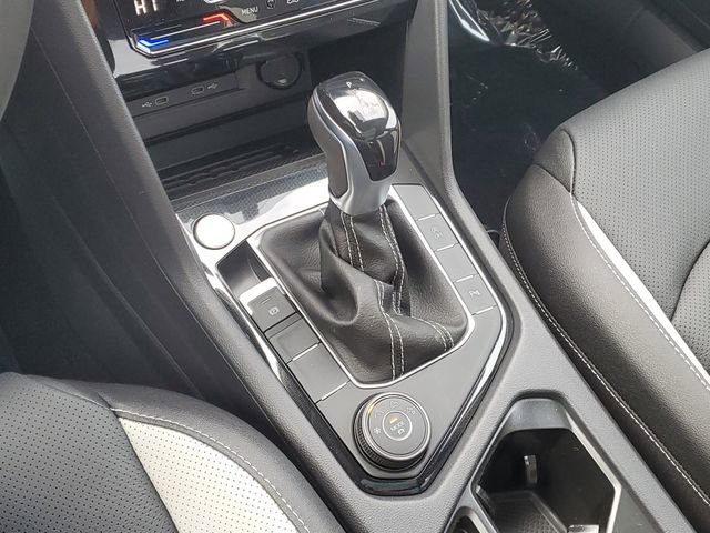 New 2026 Volkswagen Taos SEL AWD/4WD image 24