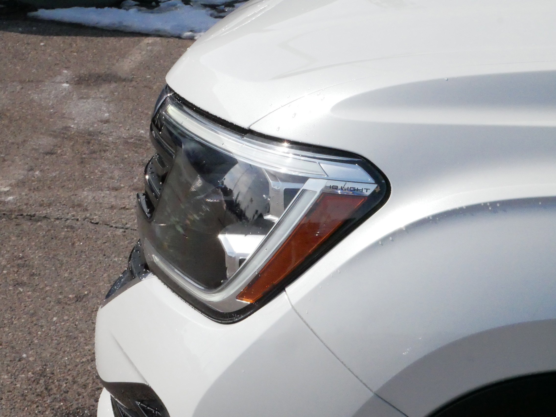 Used 2024 Volkswagen Atlas SEL Premium R-Line image 16