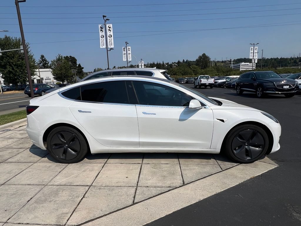 Used 2018 Tesla Model 3 Long Range AWD/4WD image 8