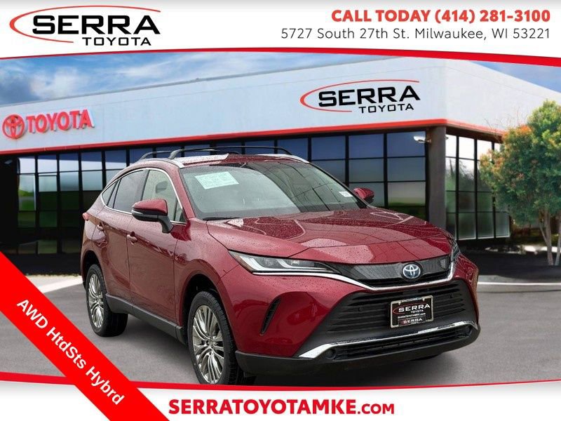 Used 2022 Toyota Venza XLE image 1