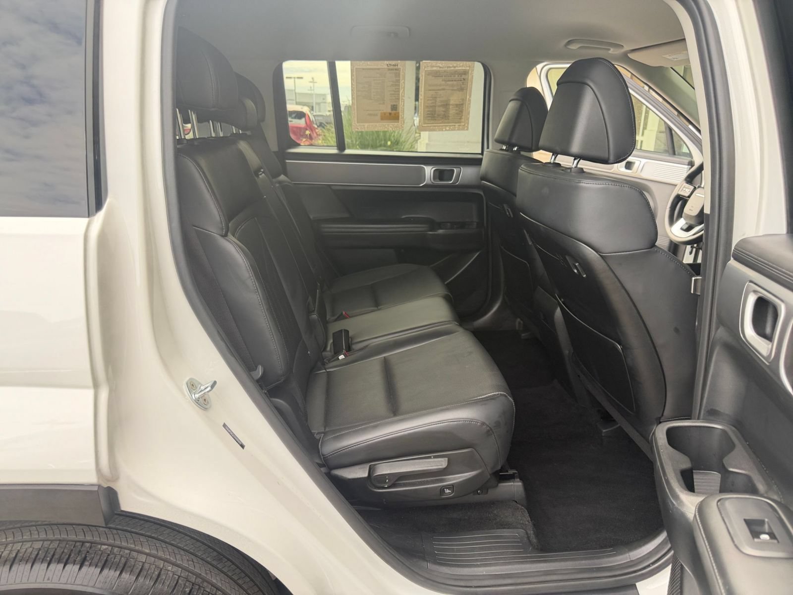 Used 2026 Hyundai Santa Fe SEL FWD image 27