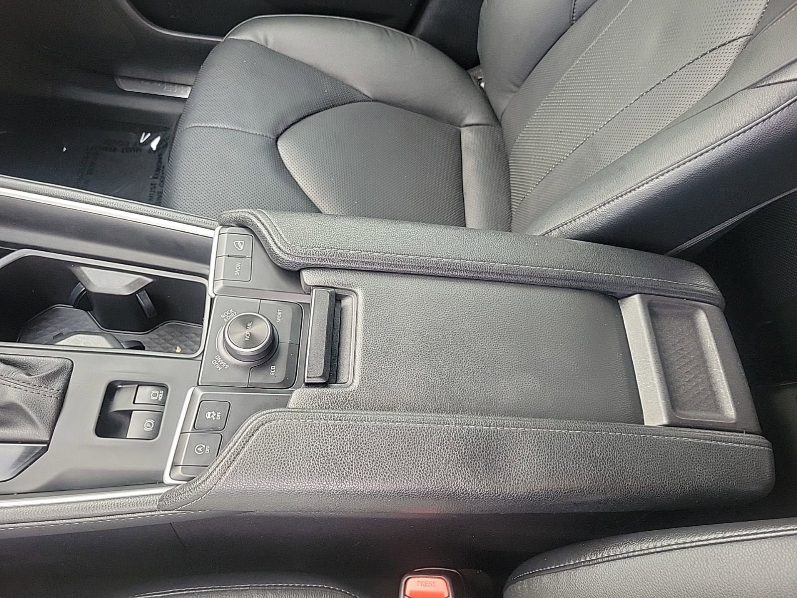 Used 2024 Toyota Grand Highlander AWD image 25
