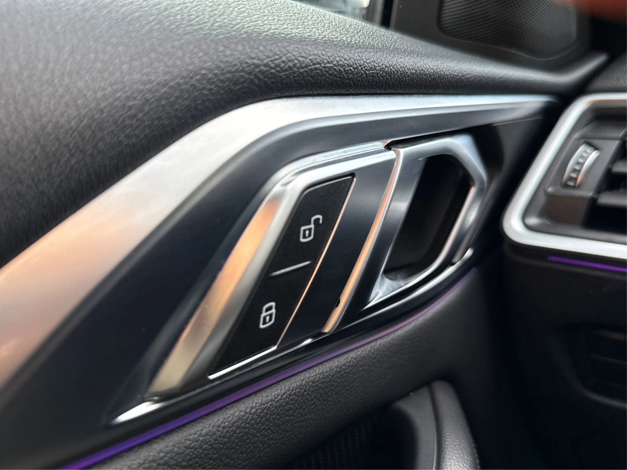 Used 2021 BMW 430i xDrive Coupe w/ Convenience Package image 30