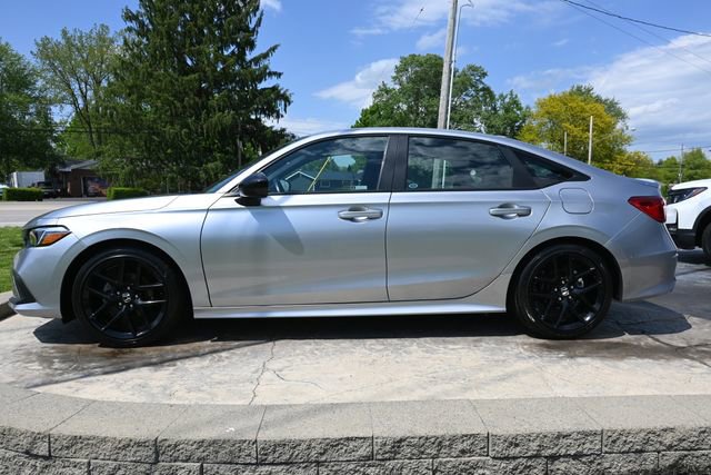 Used 2023 Honda Civic Sport image 8