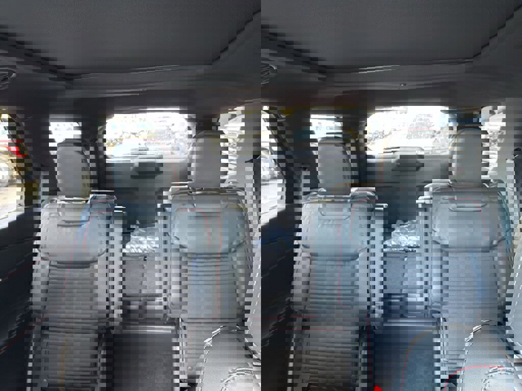 New 2026 Ford Explorer ST-Line w/ ST-Line Street Pack image 49