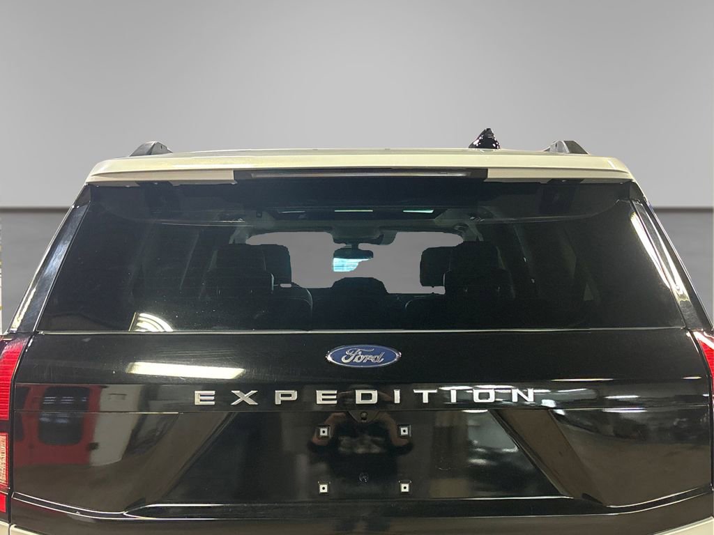 Used 2025 Ford Expedition Max Active image 12