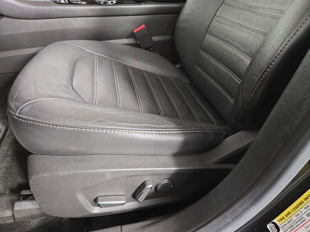 Used 2015 Ford Fusion Titanium image 32