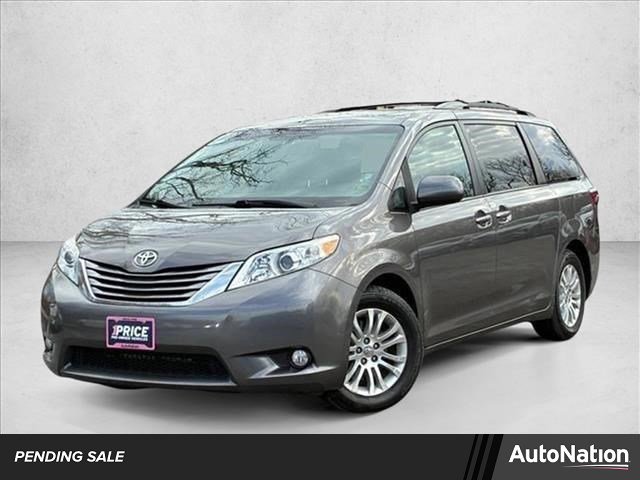 Used 2016 Toyota Sienna XLE w/ XLE Navigation Package
