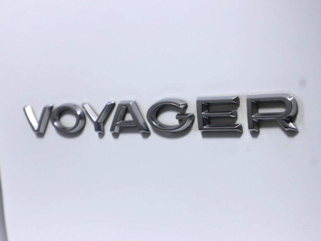Used 2021 Chrysler Voyager LX w/ Cold Weather Group FWD image 34
