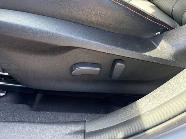 Used 2019 Subaru Crosstrek 2.0i Limited w/ Moonroof Package w/Navigation image 12