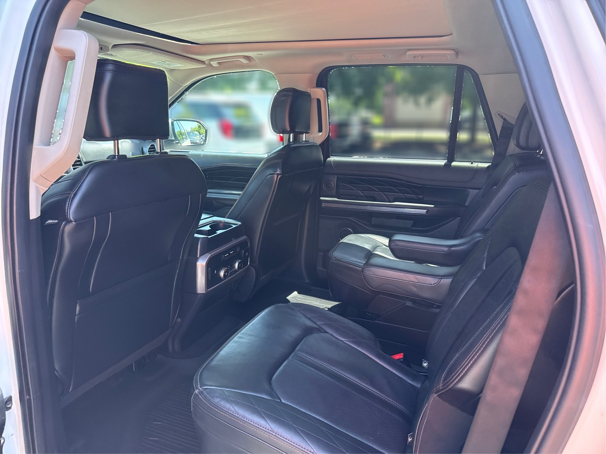 Used 2020 Ford Expedition Max Platinum AWD/4WD image 12
