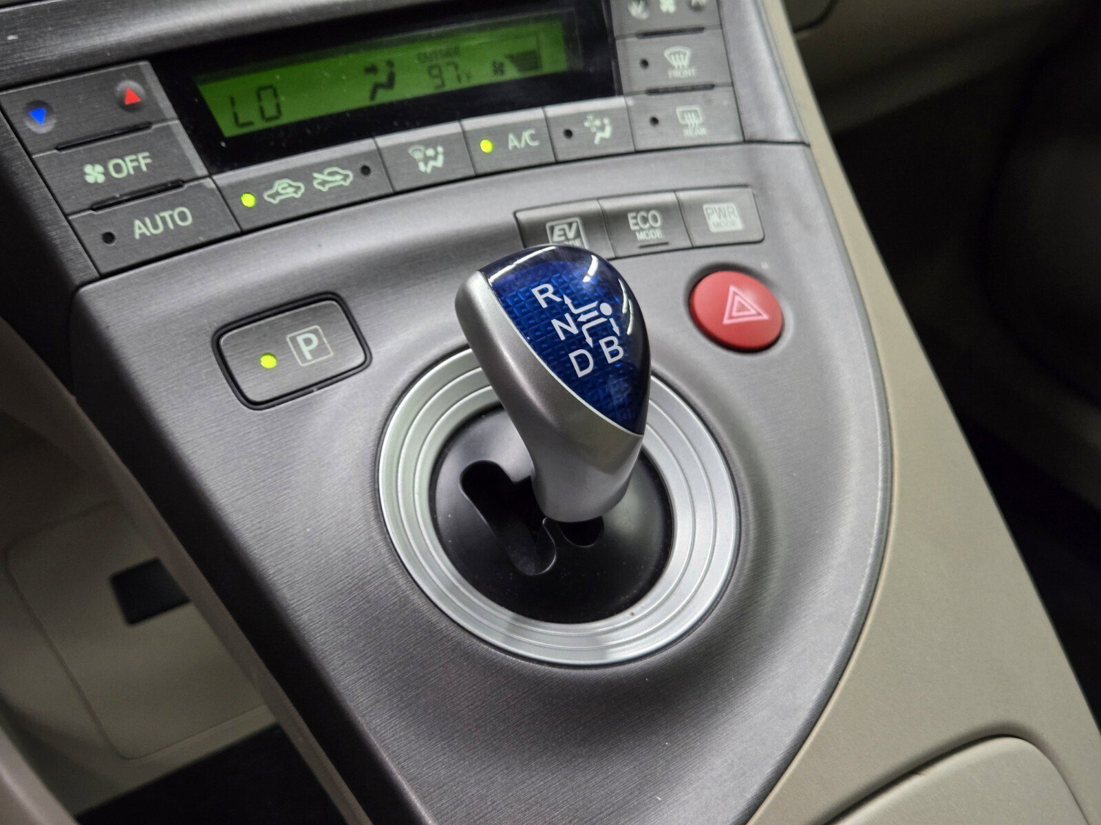 Used 2015 Toyota Prius Two image 20