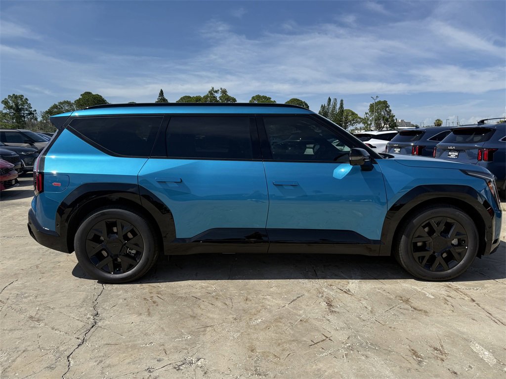 New 2026 Kia EV9 Land w/ Nightfall Edition Package image 9