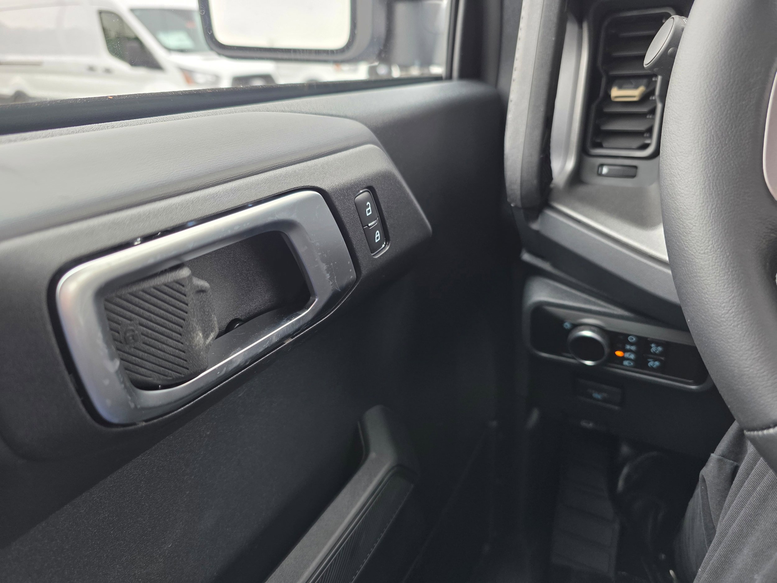 New 2025 Ford Bronco Badlands AWD/4WD image 26