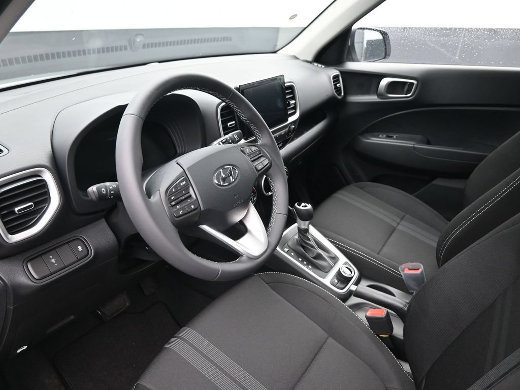 New 2026 Hyundai Venue SEL FWD image 19