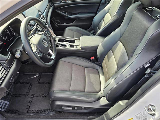 Used 2018 Honda Accord Sport image 17